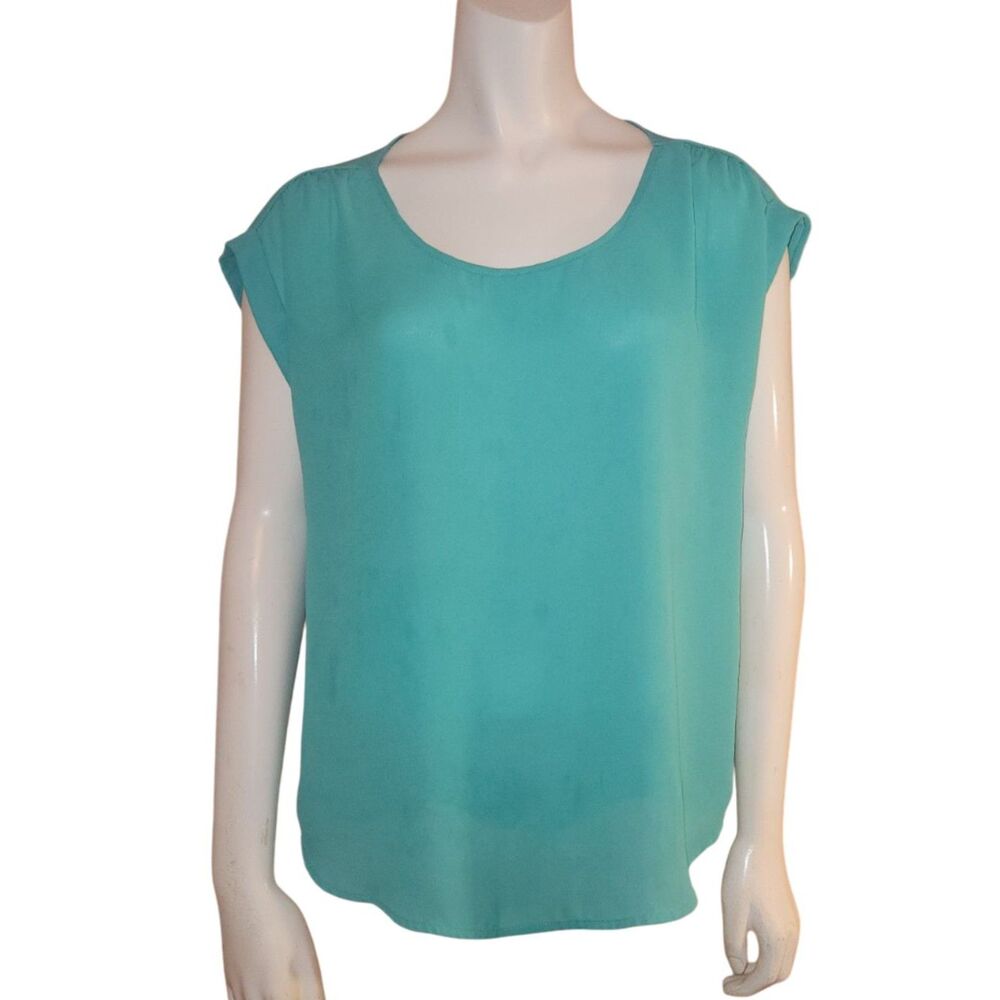 Pink Rose Scoop Neck Lightweight Sleeveless Green Top Womens Size Medium